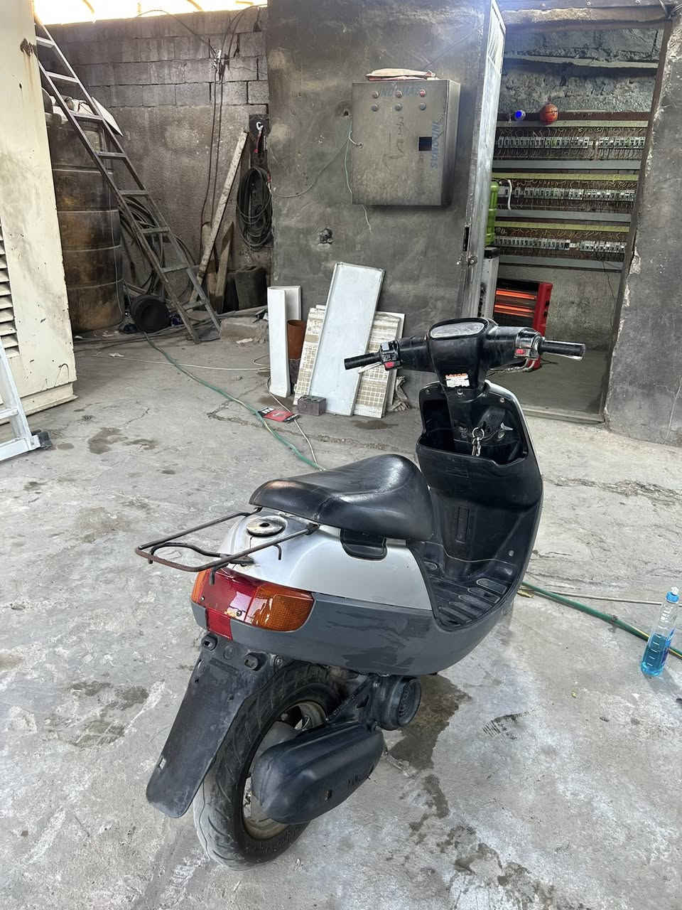 سلام عليكم بطه للبيع مكاني بغداد كاظميه دراجه مابيه نقص وكصه مالتها موجوده متواجد واتساب ***********
