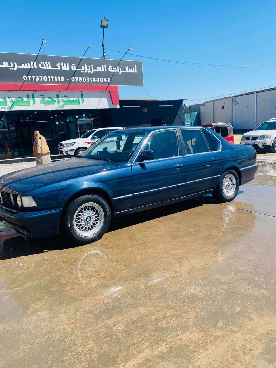 نوع السيارة بيأم موديل 89 السعر 45 صبغ عام  مكان كركوك الحويجه صاحبها الشرعي الناصريه تحويل ايمت ما يريد سنويه 32 انتهأ السياره جاهزه السيارة مسجله  وتبريد ثلج رقم الهاتف ***********
