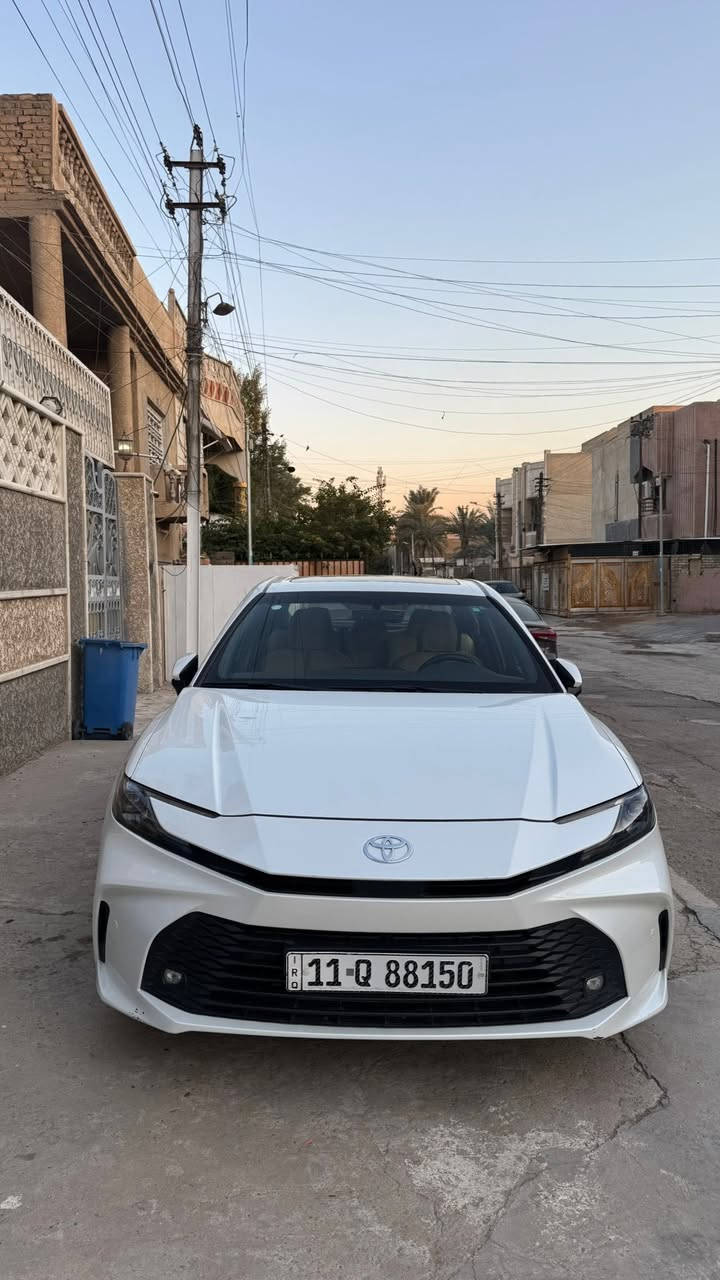 تويوتا كامري هايبرد 2025 خليجي وكالة عبد اللطيف جميل ياباني 
حجم المحرك 2.5 هايبرد
ماشية 46 الف كيلو
مكفولة من الصبغ و التبديل و البارد 
المواصفات
حساسات امامية و خلفية
كاميرا خلفية 
فتحة سقف 
المرايا الجانبية طي اوتر 
اشارة بالمرايا الجانبية
لد نهاري امامي 
بصمة تشغيل و ابواب 
حركة كرسي السائق كهرباء 
ثلاث وضعيات قيادة
شاشة تدعم خاصية ابل كار بلي
شحن لاسلكي 
منافذ طاقة تايب سي امامي خلفي
قطعتين تبريد 
اوتو هولد 
سايد بريك بصمة 
بردة خلفية كهربائية
ويل كب مع حساس ضغط الاطار  عدد 5
المراة الوسطية تعتيم ذاتي
السعر 249 $ ورقة 
مكان السيارة بغداد 
للاستفسار  ***********
