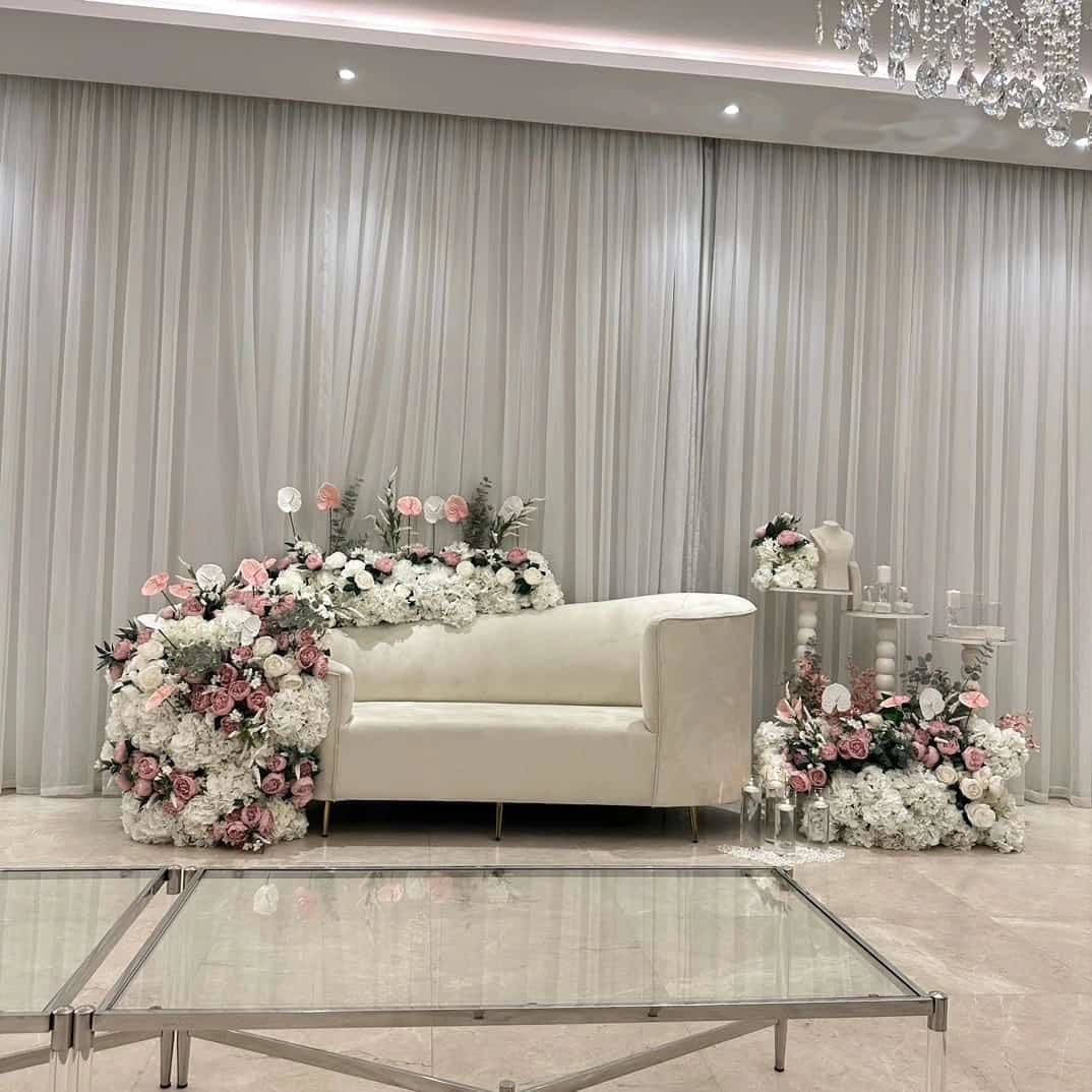 كوشه اجنن 🥰إيجارها فقط 30الف فقط مهر ب30 تاخذيها وترجعيها واذا تردون كادر نقل وشد متوفر ايجار جنط عروس ب15 عنوان تكريت الزهور للحجز خاص او ع *********** واتساب الحجز قبل ب سبوعين افضل نسمة للمناسبات آفخم الموديلات مفتوح حجز الان
