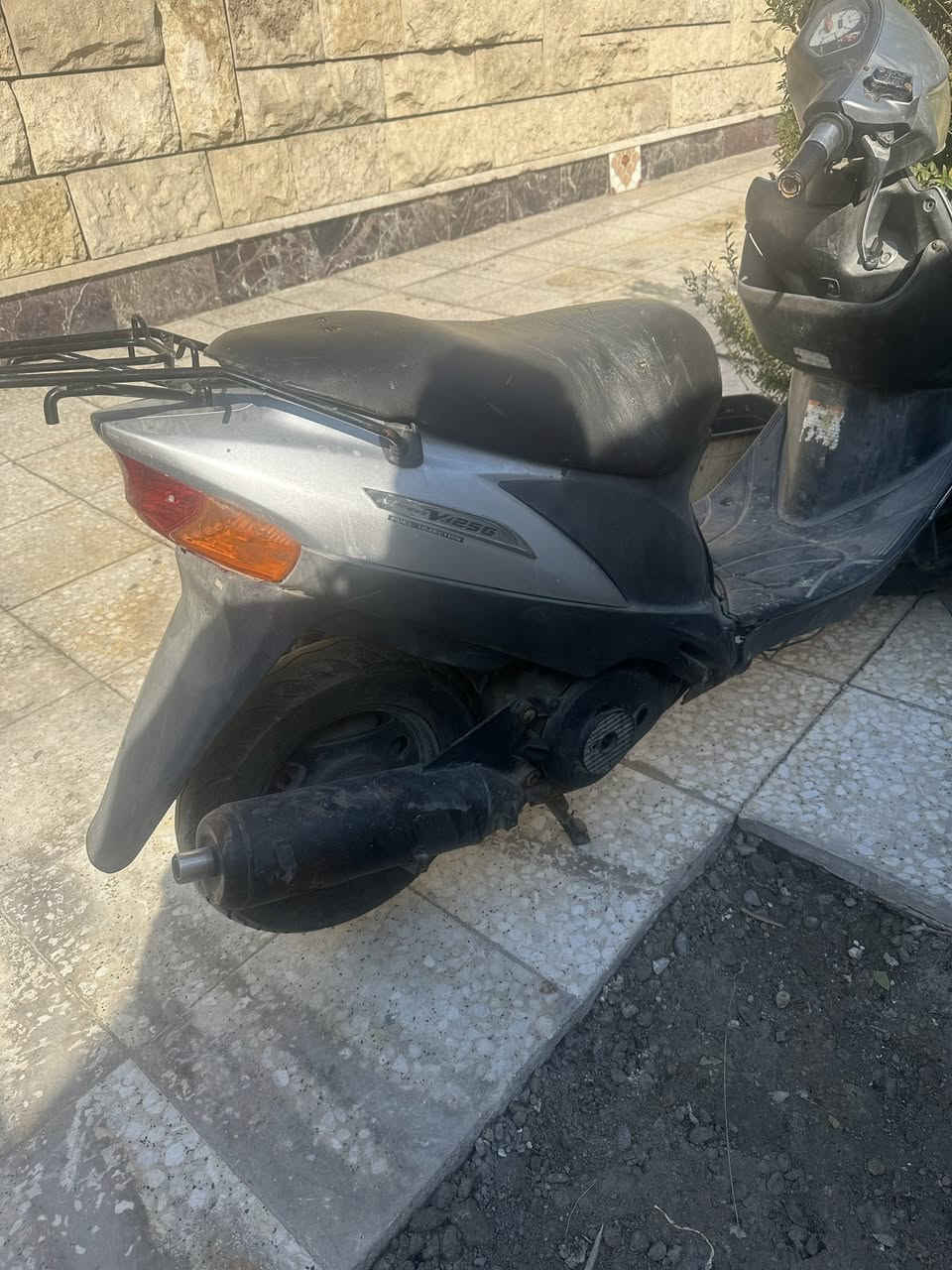 سلام عليكم دراجه هدرس لبيع كوم حديد عاطله سعره 175 وبيه مجال مكاني بغداد  الحبيبيه ***********
