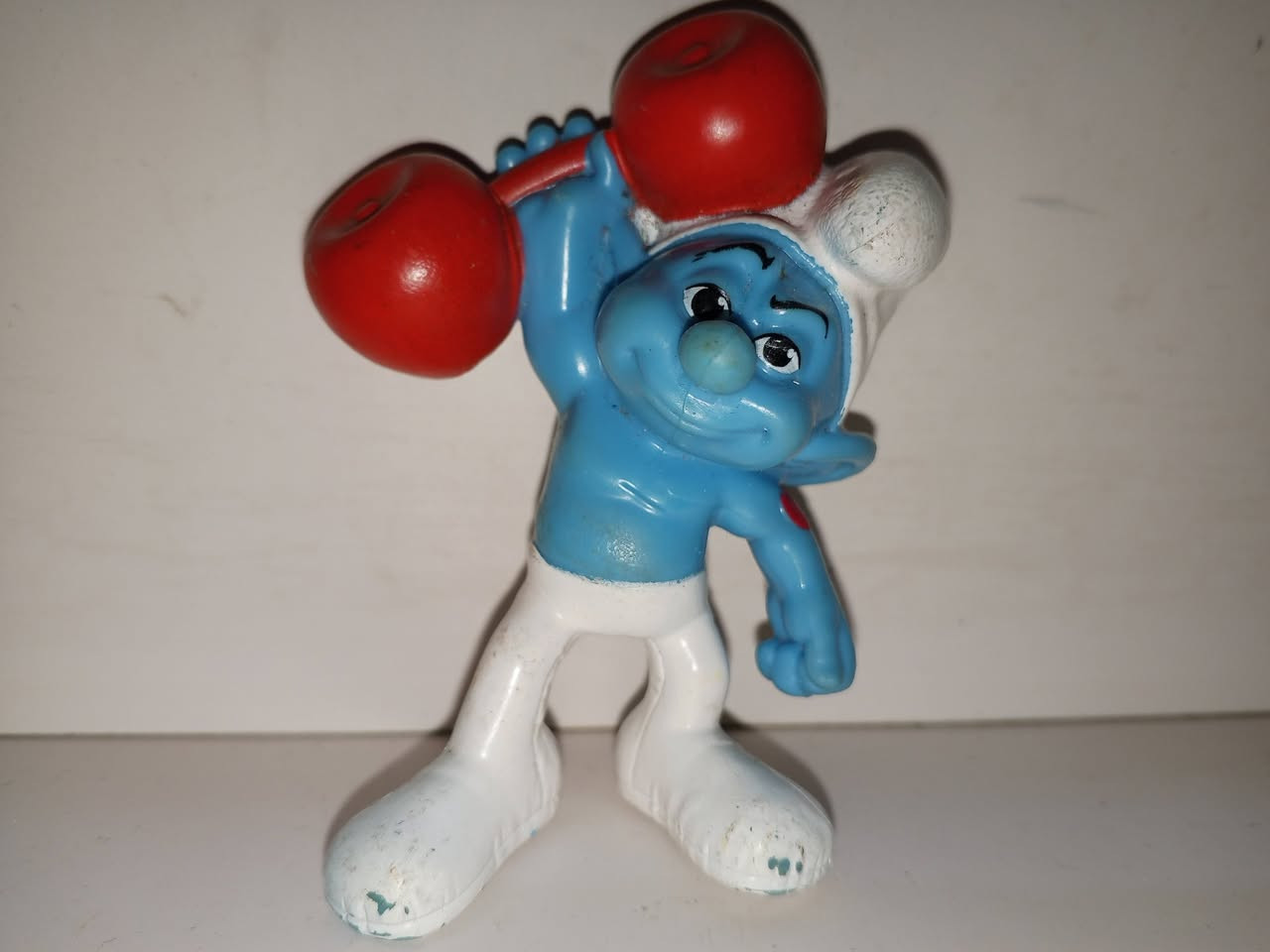 متوفر سنافر ربل مختومة قطعة الفين 
توصيل 5


**إذا كنت صاحب هذا الإعلان وتريد حذفه لأي سبب، رجاءا أرسل رسالة إلى الدعم الفني**