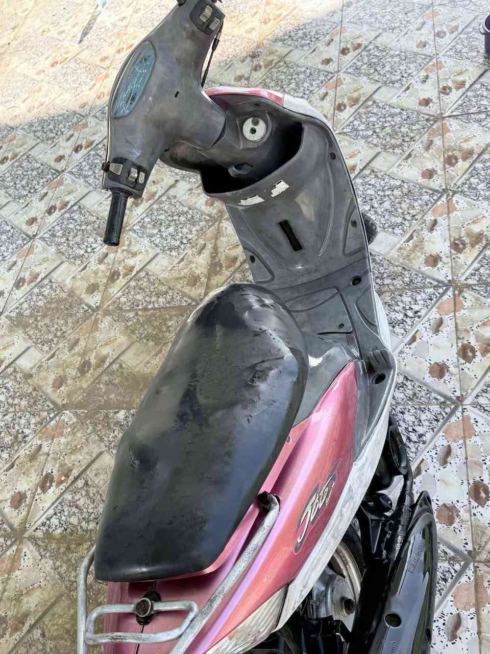 سلام عليكم ماكس منغولي للبيع مامفتوحه بلاديه كلشي شغال شلعه معدل تخبل ختم واحد سعرها 750 بيها مجال قليل مكاني كربلاء طوريج ***********
