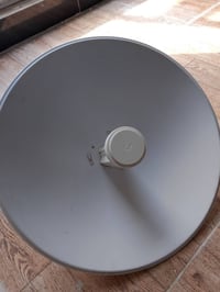 صحن مال نت مستعمل سبوع بس ومابينو عيوب  للتواصل. 07759074534