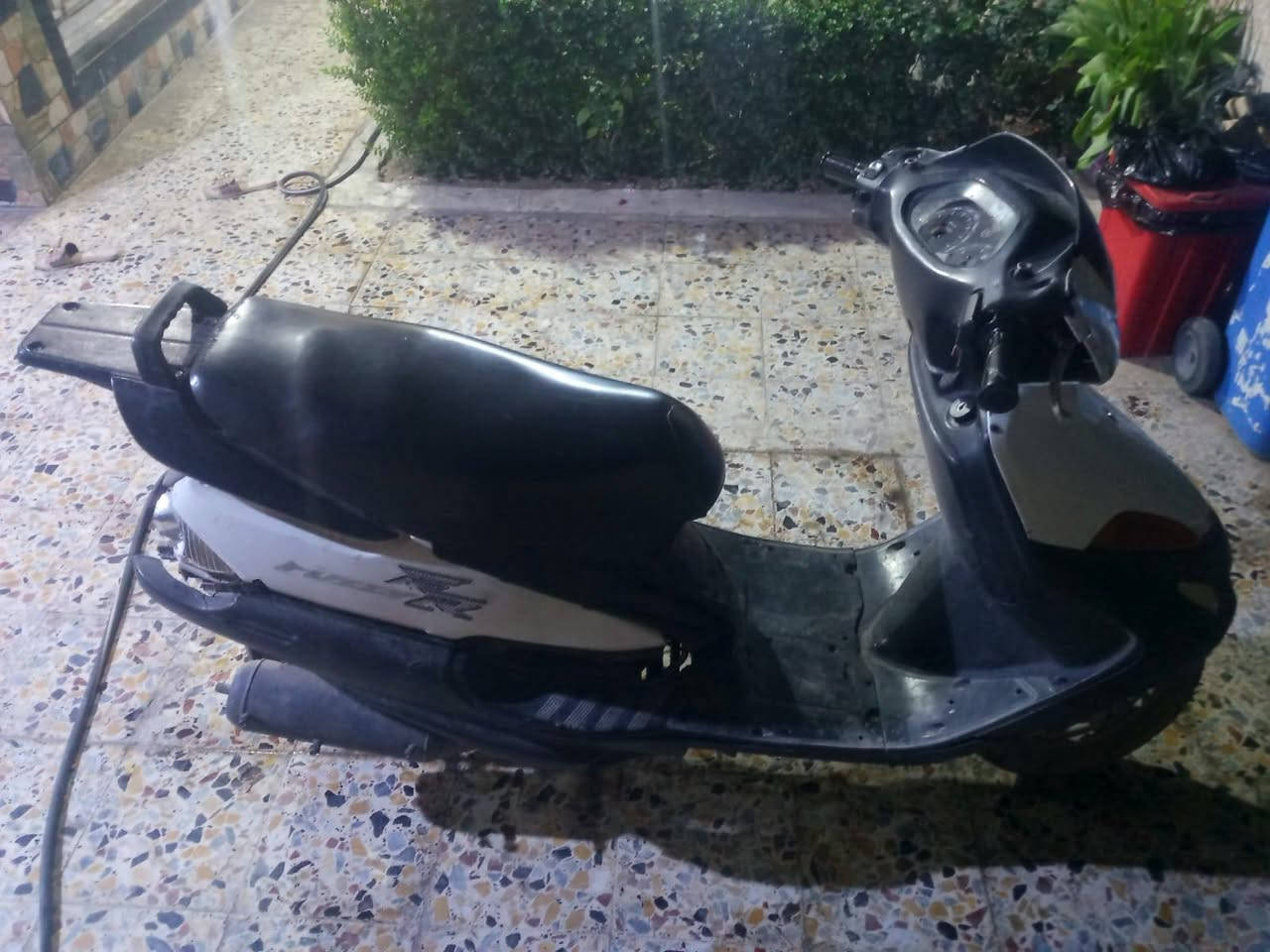سلام عليكم شباب عندي دراجه فراشه البيع نضيف وياه كفرات مالته مشتريهن جدد السعر250وبيه مجال 
التواصل على هذ الرقم بي واتساب 
***********
