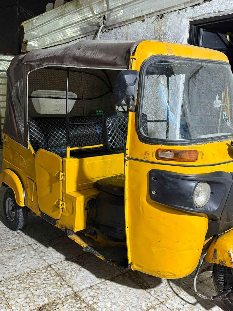 تكتك باجاج واحد عشرين تكتك نضيفه رقم وسنويه مكينه خير من الله رقم عربي تخم تايرات جدد ***********
