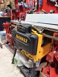 للبيع رندة ودبل ديولت كهرباء 220  مستعمل نظافة 80  شغاله ما مصلح نهائي...