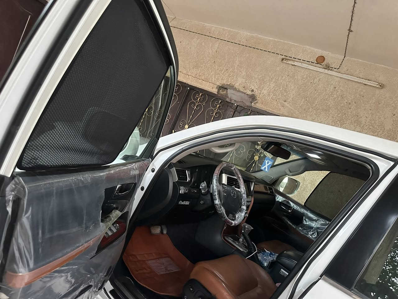 لبيع لكزز موديل ١٣ كفاله عامه من صبغ وتكحيل رقم بغداد مشروع وطني سنويه ٢٨ بسمي شخصيا ماشيه ١٤٤ ستخدام شخصي شراي يتصل ***********
