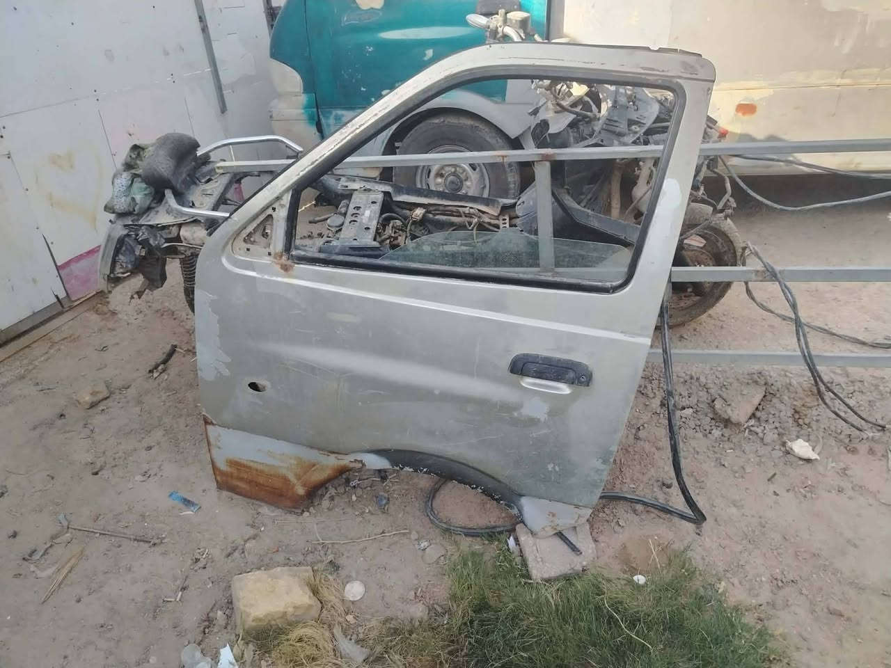 سلام عليكم بيبان بريجو يسر يمن البيع مكان نجف ابو صخير  هاذ رقمي ***********

