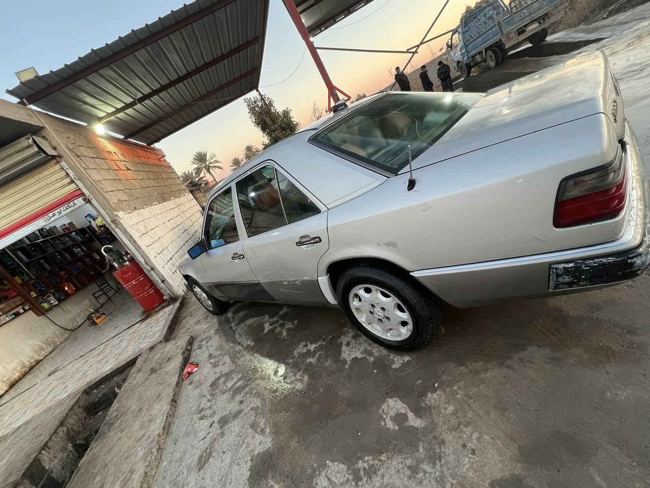 السلام عليكم دب 90 بغداد بأسمي سنويه ل 27 محرك بطه جديد بدون ضربه قواعد بلاد بس كشناته تعبانه فقط تبريد شغال السعر 45 بيه مجال مكان التاجي ***********
