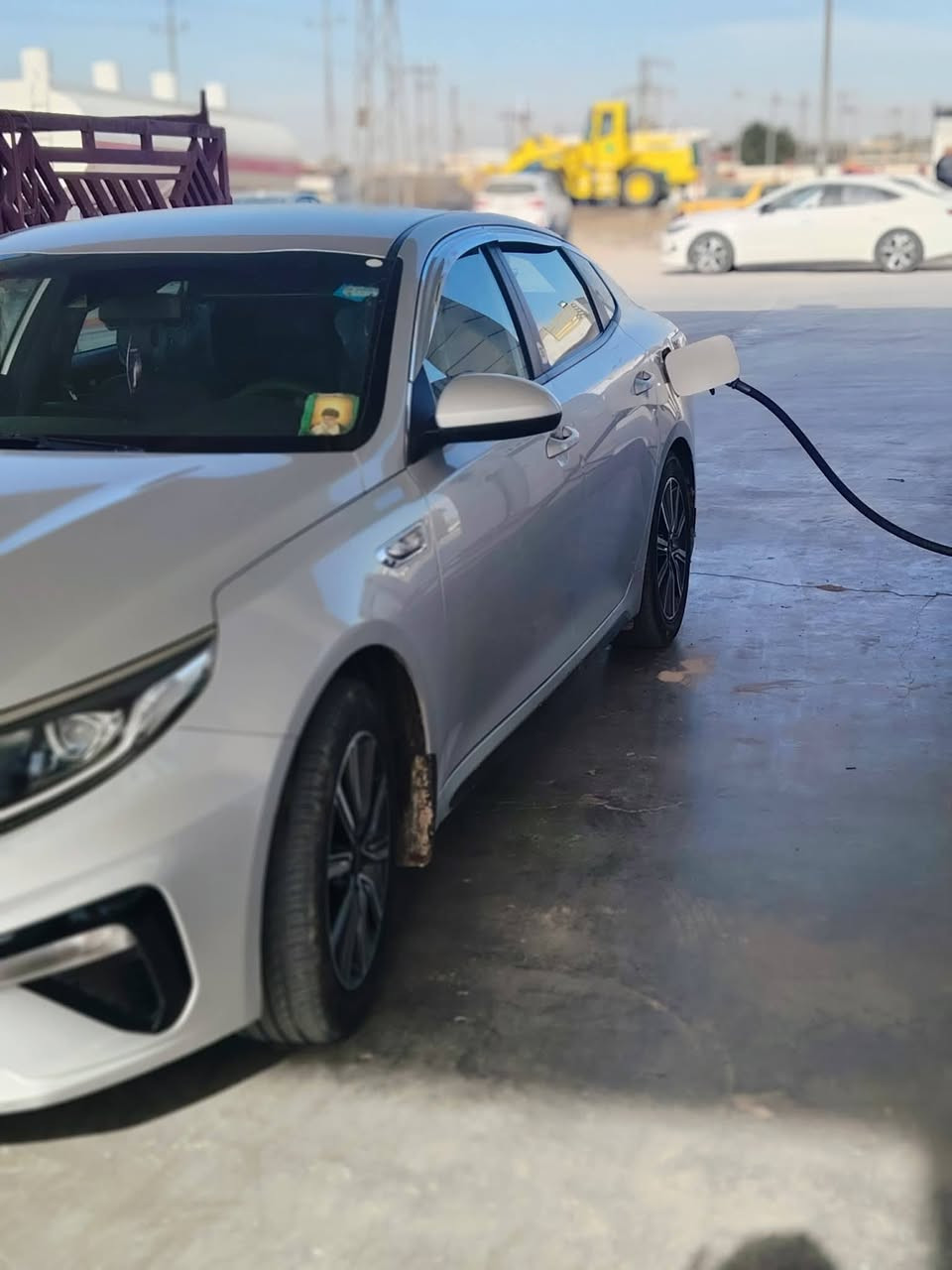 السلام عليكم:
كيا اوبتيما موديل 2022 وارد كوري غاز اصل محرك 2000 رقم قادسيه انگليزي سنويه مجدده السياره مكفوله من كلشي تبريد تدفئه تحكمات شاشه كامرا رادار السياره ماشيه 43 
السعر 187 وبيهه مجال
مكاني ديوانيه الاستفسار الاتصال على الرقم. :
***********
