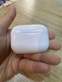 ايربود برو • الاصلية • جيل اول