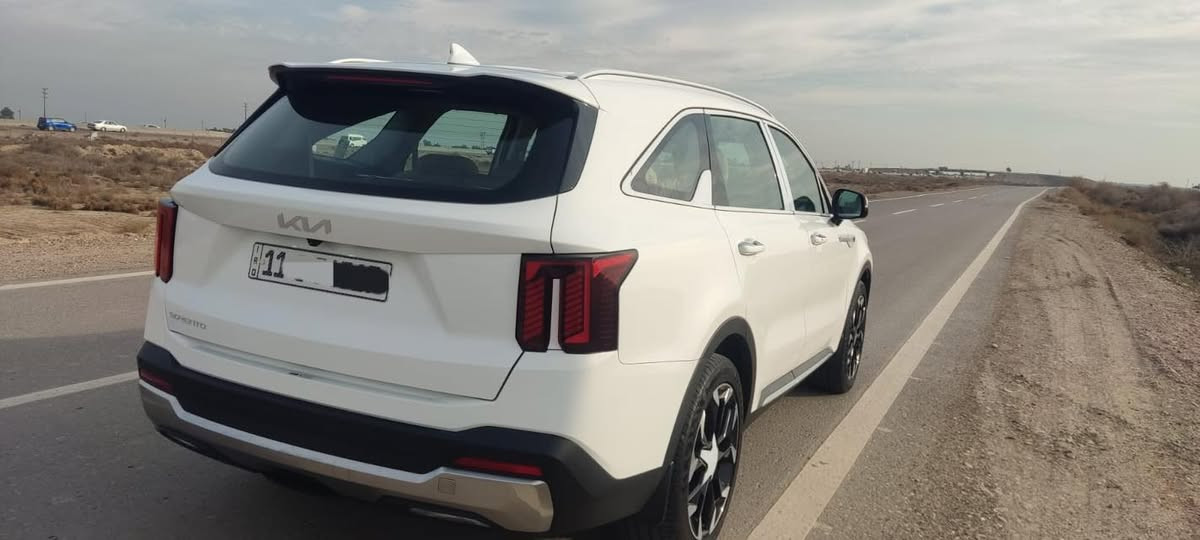 السلام عليكم
للبيع
سورنتو 2024 فول مواصفات ماعدا بنوراما بغداد وباسمي مكانها بغداد ماشيه 15 اخذتها زيرو على ايدي 
وسعرها 325 وبيها مجال للشراي والطيبين وكل هلا بيكم
***********
