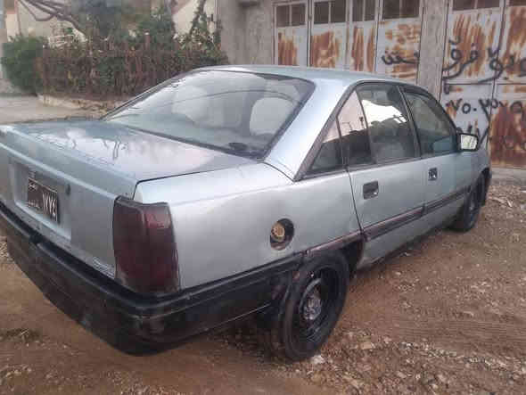 🌹بەناوی خوای گەورە🌹 
ئۆپڵ ئۆمیگا گێڕ ئۆتۆماتیک  گێڕومەکینەو ئەکسلی بەشەرتی فیتەر تایەی تازە تەرجیل لایت فول گەرمی مەزبووت هەتە بڵیی جوان و پاکە ماڵی فەقیر 
سەنەویە بەغ و پاوەر کوشنو بەرگە دەرگای هه مووی جوانە  سەیارەکە زۆر جائیزا سعر ٩ گەڵا قفڵ 
 تکایە سەیارە بە قەرز ونامە نافرۆشم تکایە لەگەڵ ریزم ؟ 
گۆڕینەوەشمان هەیە لەسەر دڵ گرتن بە گێڕ عادی 
لەسلیمانیم گەڕەکی تواسپی نزیک هەواری شار 
*********** بەس تەلەفون السليمانية
