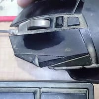 للبيع مستعجل الماوس 25  والكيبورد 25  جدد شغالات لكن متروك مكاني بغداد...