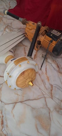 ماطور انجيكو ٢حصان ومروحه سقفيه لبيع ٥٠ قفل اثينهن شغالت07833485021