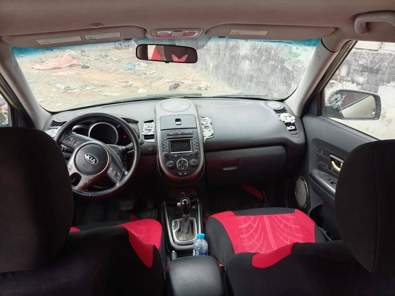 كيا سول   موديل 2013 
رقم كربلاء تحول مباشر بااسم المشتري 
اخوان لون جارد تجي وتشوف 
السياره تعجبك أهلا وسهلا 
للاستفسار
السعر 70
 ***********
