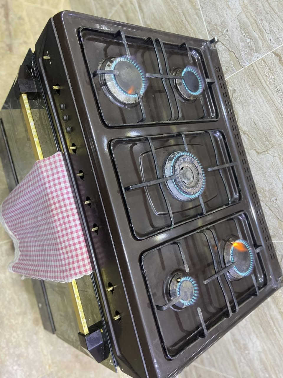 غراض للبيع كلشي وسعره عنوان سامراء 😊


**إذا كنت صاحب هذا الإعلان وتريد حذفه لأي سبب، رجاءا أرسل رسالة إلى الدعم الفني**