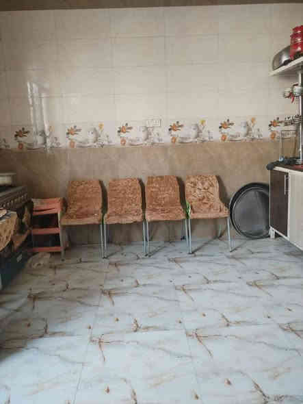 السلام عليكم بيت بكربلاء للبيع بحي الامل 200 متر بيت بنيان جديد كل شيء متوفر بيه خدمات طابو زراعي اسهم سنه 25 السعر 165 رقم الهاتف ***********
