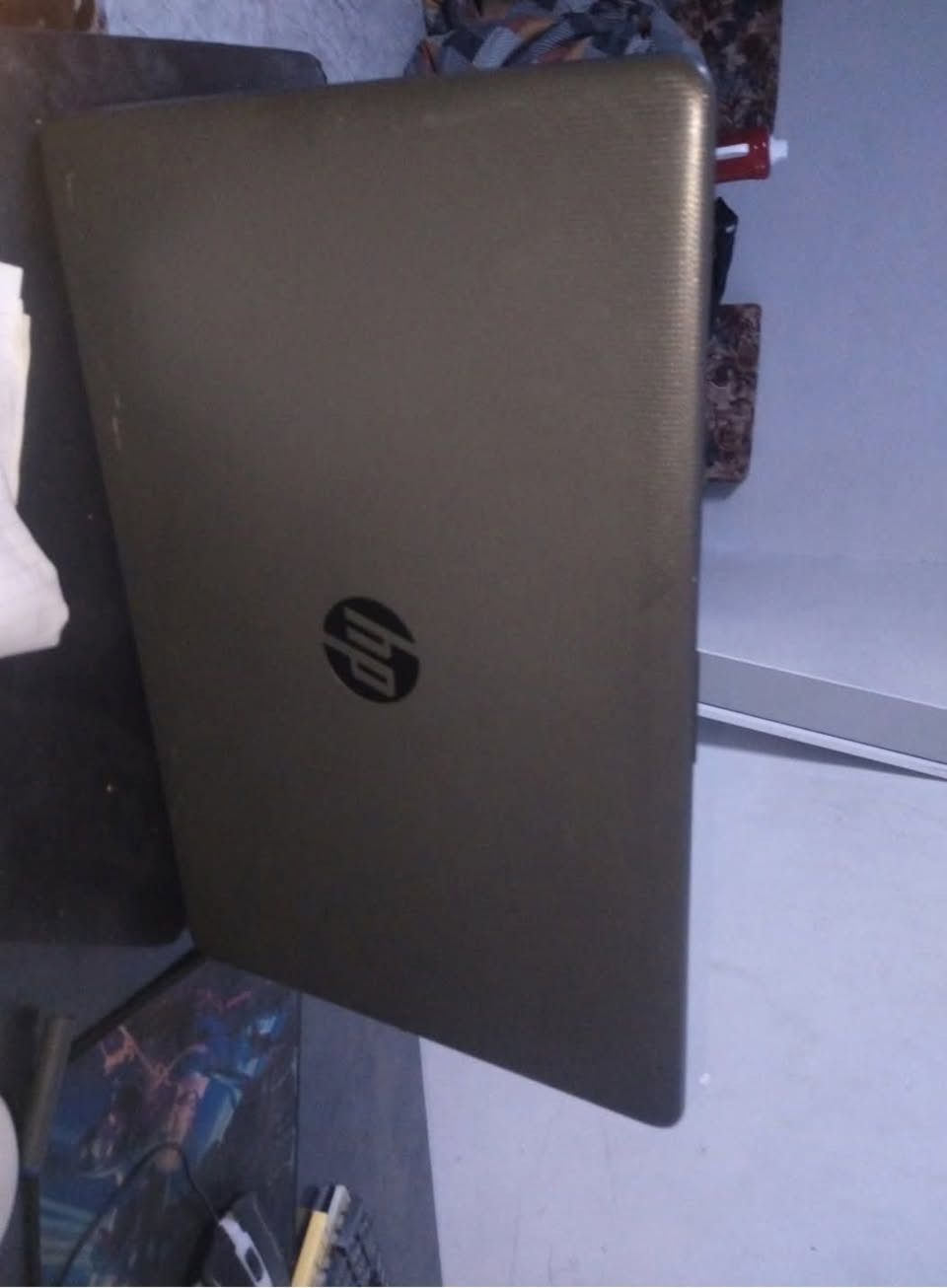 السلام عليكم ورحمة الله وبركاته 
لابتوب hp مواصفات
معالج core i3 الجيل السادس
رام 8
هارد ssd 256
كارت شاشه مدمج مع المعالج
شاشه full hd حجم 15
مشكلته الوحيده البطاريه تحتاج تبديل وتشتغل ع كهرباء 
الملحقات ماوس و باد ماوس شاحنه اصليه و جنطه
السعر 100 وبيها مجال للطيبين


**إذا كنت صاحب هذا الإعلان وتريد حذفه لأي سبب، رجاءا أرسل رسالة إلى الدعم الفني**