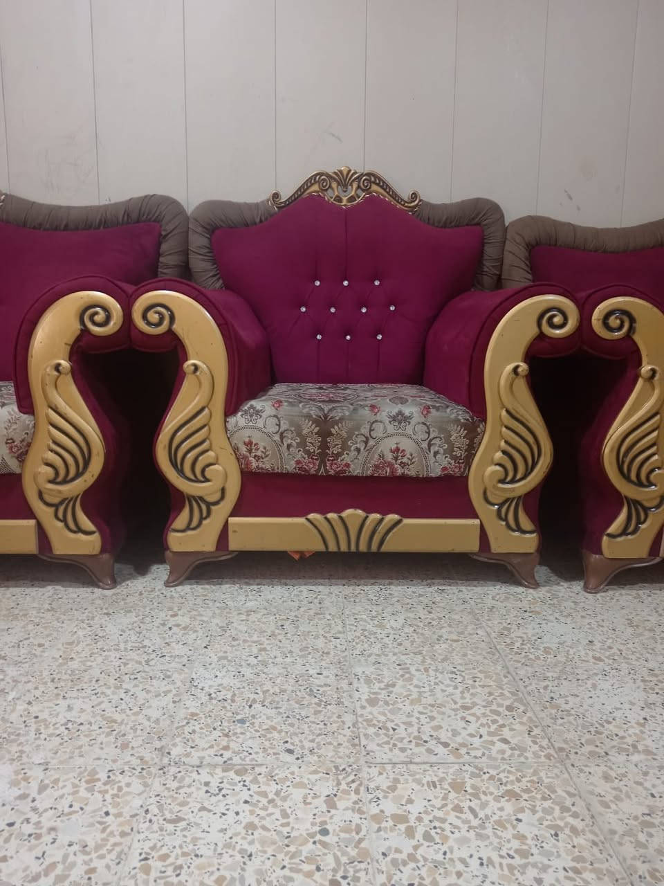 تخم للبيع  ٥قطع  سعره ٥٠٠وبي مجال مكانه البصره الشراي يجي خاص


**إذا كنت صاحب هذا الإعلان وتريد حذفه لأي سبب، رجاءا أرسل رسالة إلى الدعم الفني**