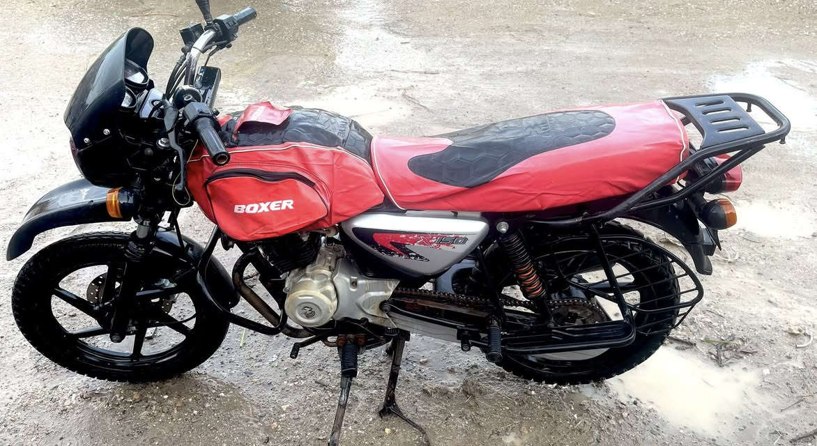 سلام عليكم دراجه  دايوان البيع
دراجه نضيفه حلوه بيع مستعجل المكان دياله الحويش سعر خاص  تصل بيك خير ودلل رقم ***********
