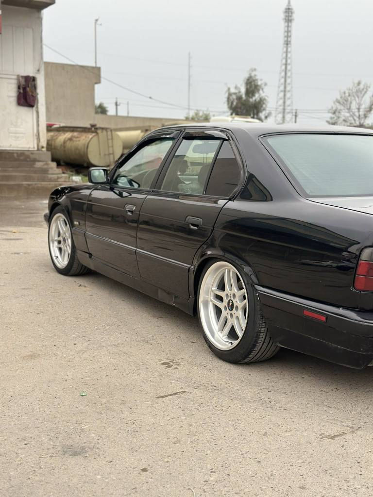 bmw1994
موصفات فوول فقد بدوون سلاید
گیر محرک شرط
سنویە هزە رەقم جدید2029
تحویل شرط
سعر68بیهە مجال
*********** كركوك, العراق
