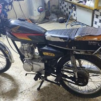 دراجه للبيع مفتوحه مره وحده نضيفه شوفت عينك بدون ب550 وبيه مجال  رقم 0...