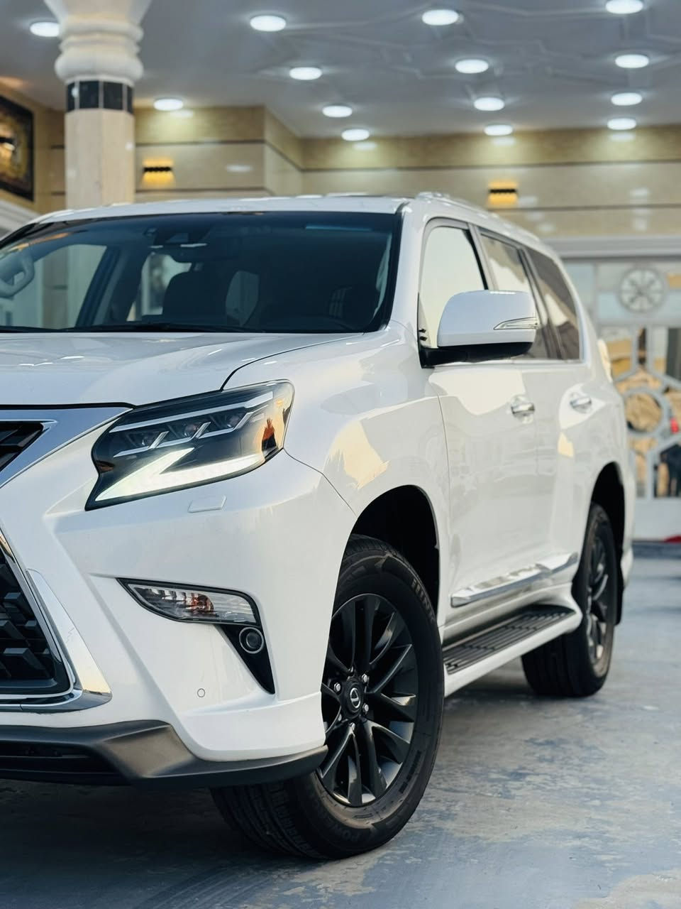 السلام عليكم
للبيع 
لكزز برادو  2022
gx460 premium
محرك 8 سلندر 
4600cc 
السيارة ماشية فقط 28الف 
 السيارة جديدة
.وارد امريكي 
.الحادث جاملق وبنيد 
.رقم بغداد بسمي 
.مواصفات معروفة فول 
.فتحة سقف 
.شاشة كبيرة لمس 
.شاشه ماوس 
.حساسات 
.رادارات بل مري 
. وتحديد مسار  
.كشنات كهرباء تدفئة تبريد 
.المقاعد الخلفية فتح واغلاق كهرباء
٣ قطع تبريد
.وبعد هواي مواصفات مامذكورة 

السعر430 ورقةوبيهة مجال 

مكان بغداد 

رقم الهاتف (***********)
