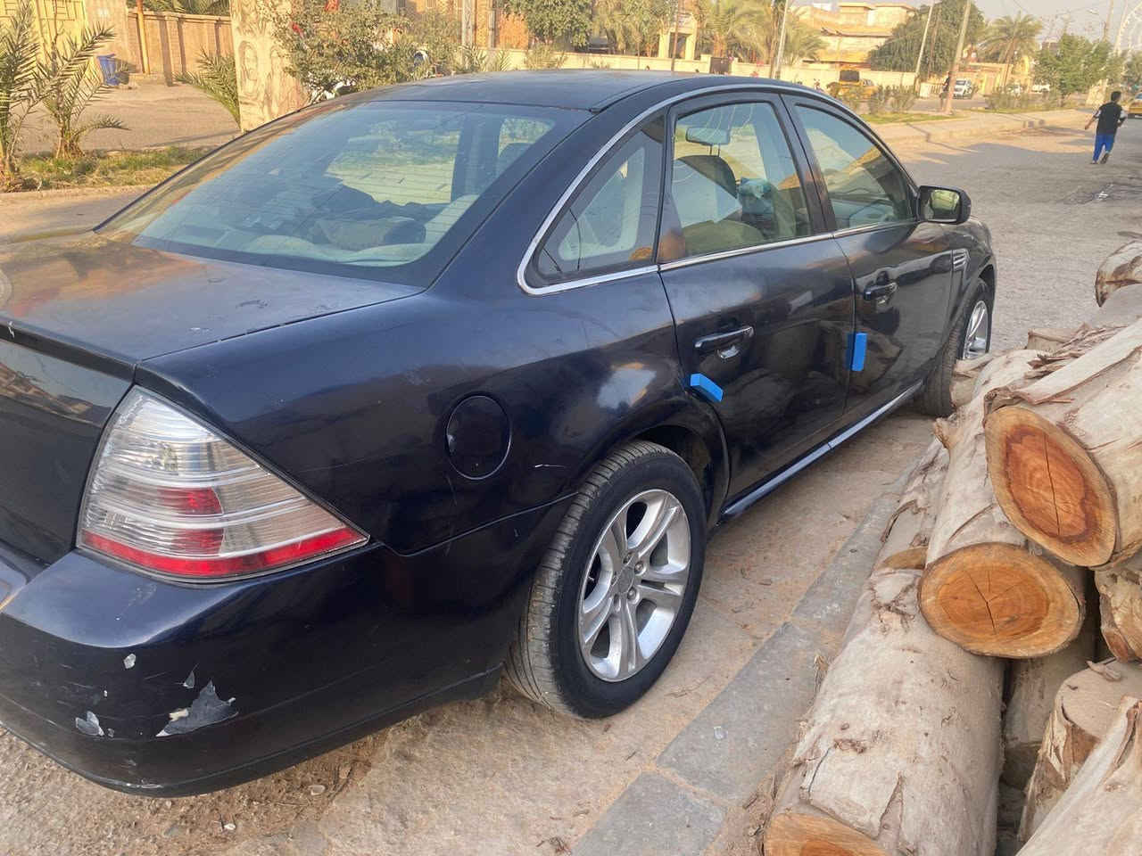 السلام عليكم
فورد تورس 2008 كير ومحرك مكفولات كفالة عامة مصبوغة عام.. بيها ضربة مو كلش قوية ومعدلها
سعرها 50 وبيها مجال
***********
