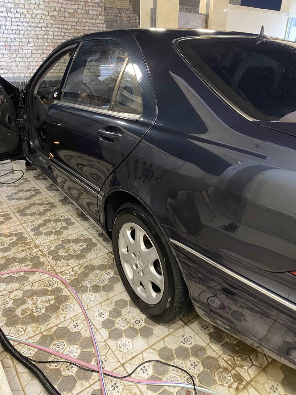 السلام عليكم ورحمة الله وبركاته غواصه ٢٠٠٥ 
S500 ثمانية سلندر السياره كسر فلين بيها نواقص بسيطه رقم صلاح الدين الدولي تحويل بنفس اليوم السعر ٩٥ وبيها  *********** مجال بسيط للاستفسار الاتصال على الرقم
