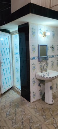 بعقوبة الفلكة • ١٠٠م • ملك صرف