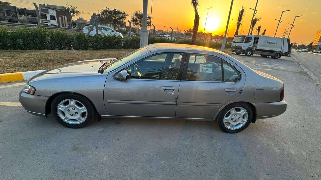 سلام عليكم متاح للبيع
سيارة نيسان التيما مديل 2000 ياباني اصلي اربعة سلندر كير اوتو 
مكينة وكير جديد تبريد ثلج بعز الصيف صدر جديد 
غرفة نضيفة جداً 
السيارة جاهزة وما بيها اي نقص 
بيها شاشة وكامرة وسستم صوت رهيب تخم تاير قبل فترة مبدلة وباتري جديد السيارة تكم لغود شواصي وحوض وقمارة مكفولة كفالة عامة السيارة بيها صبغ كم قطعة جمالية فقط ابيع احزام بحكم العمر السيارة نضيفة جدا وبالعافية لتصير من نصيبة 
السيارة رقم بغداد الجديد وهزة جديده باسمي وشرط التحويل 
مكاني بغداد الكرخ والسعر 49 وبيها مجال بسيط أن شاء الله
***********
