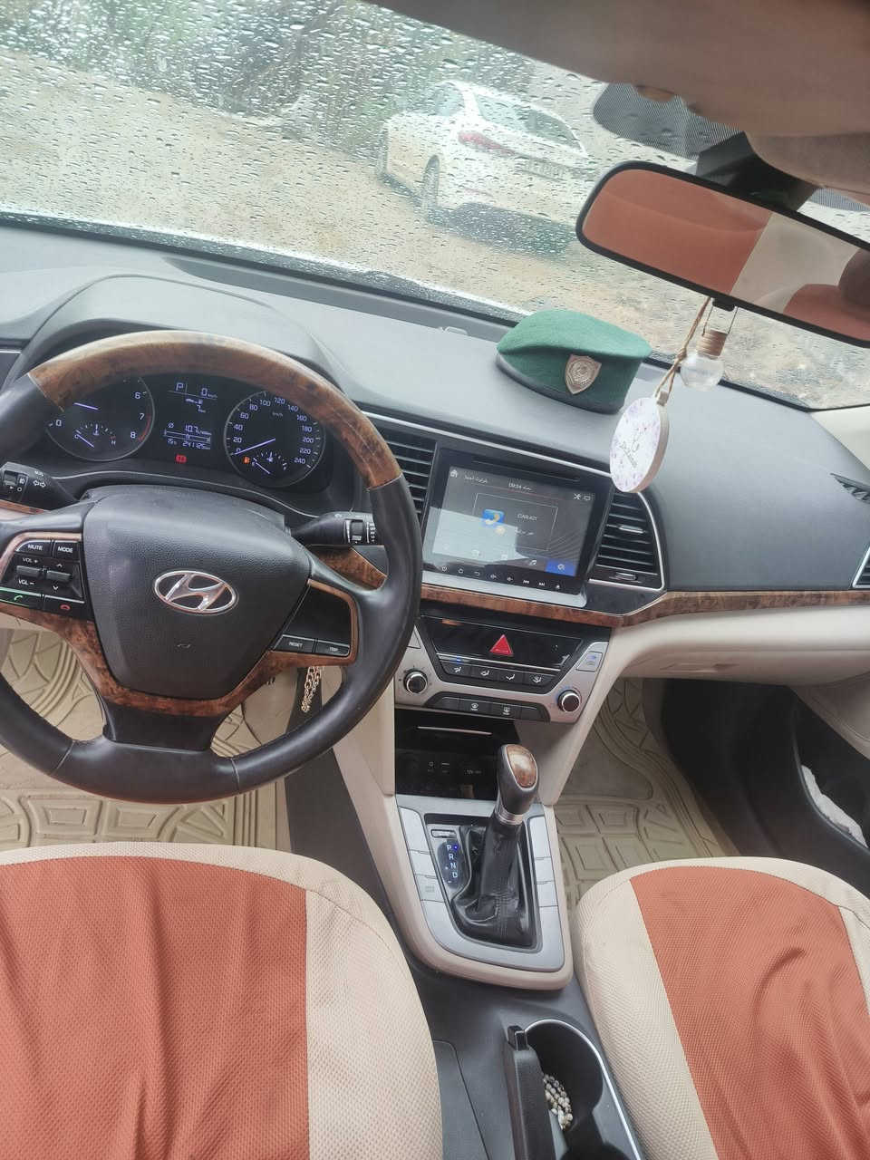 اسلام عليكم النتره خليجي2018 فول عده البصمه للبيع او مراوس بسورنتو سنتافي بيه صفحه رش صبغ بدون دواخل  وبيه مكان بارد مكاني كربلاء سعر البيع 125 للستفسار اكثر لاتصال ***********
