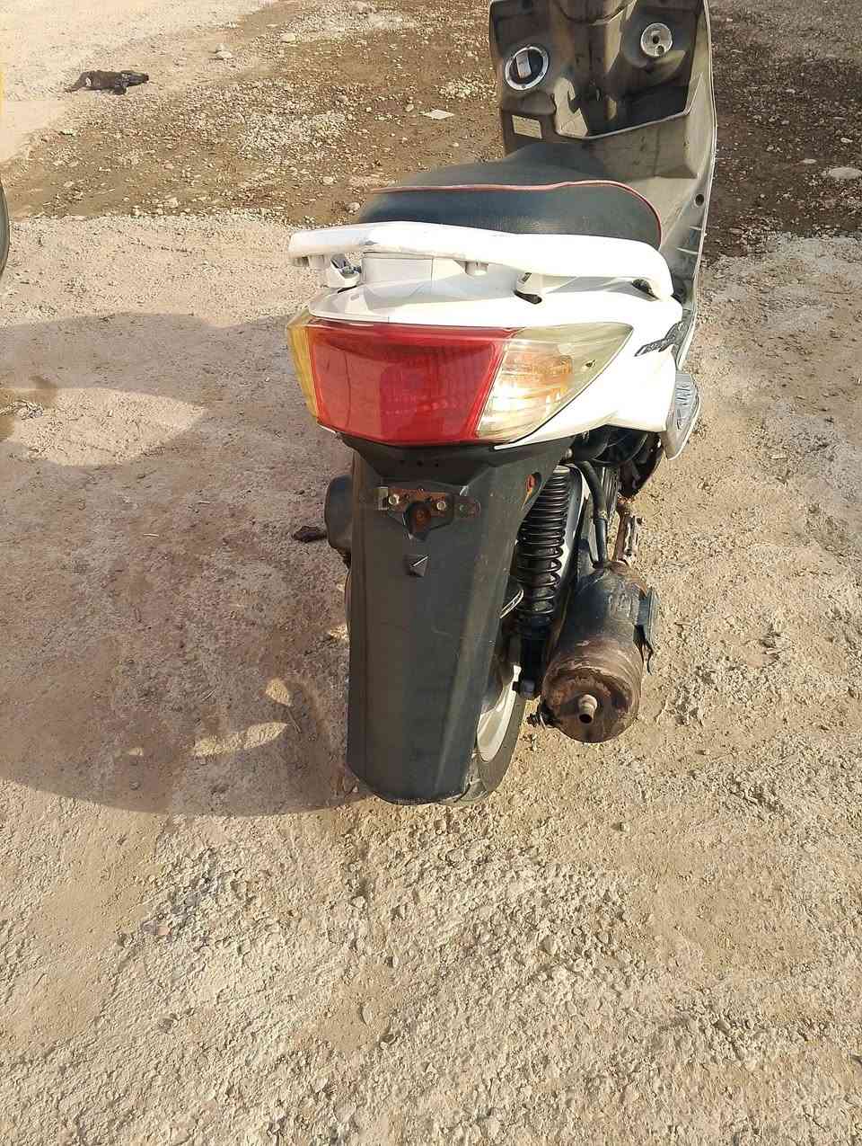دراجة سكنس ياباني فحل نوزل للبيع سعر 900 ما بيها اي نقص ***********
