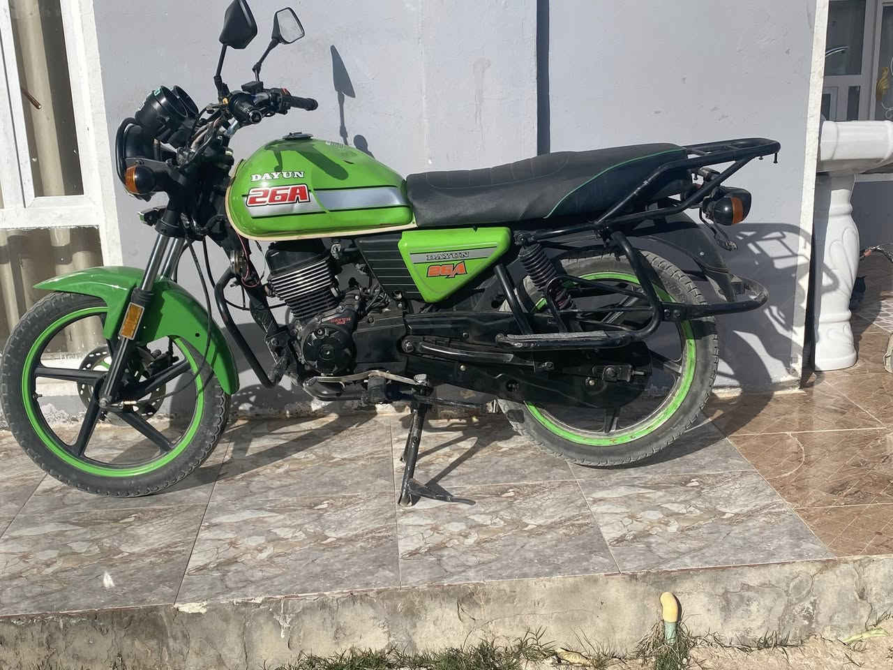 إسلام عليكم دراجه دايوات موديل 22اوراق سحب مكينه 200سويج سجينه المكينه مامفتوحه كتابه حمره المرغوبه  ***********السعر950
