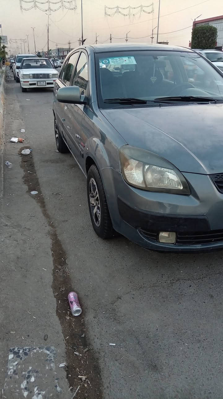 السلام عليكم
كيا ريو موديل 2006 وارد أمريكي  رقم بغداد إنكليزي بسمي مكينة 1600 مكينة وكير مكفولات صدر جديد كهرباءيات كلها شغالة المكان بغداد الرصافة الاستفسار ***********
