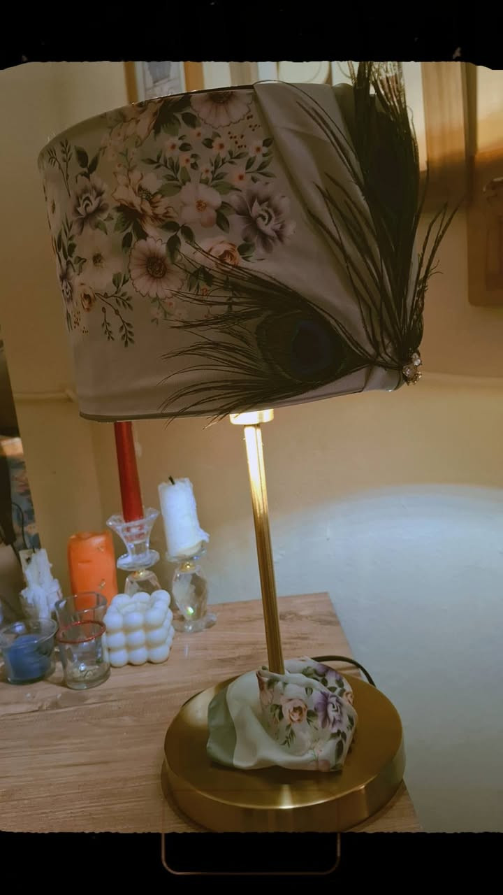 عدد واحد 
تيبل لمب ارتفاع ٤٥ سم باله💐🪷💐🌸


**إذا كنت صاحب هذا الإعلان وتريد حذفه لأي سبب، رجاءا أرسل رسالة إلى الدعم الفني**