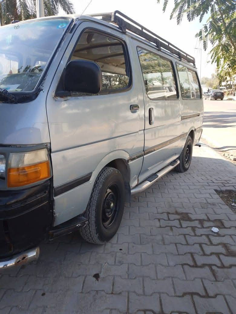 سلام عليكم بوز هايسه موديل 92رقم بغداد نكليزي مكينه ونجي سته سلندر كير عادي صدر جديد كهربائيات كلهه شغاله تخم تاير جديد سعر 45 مكان ديالى ***********
