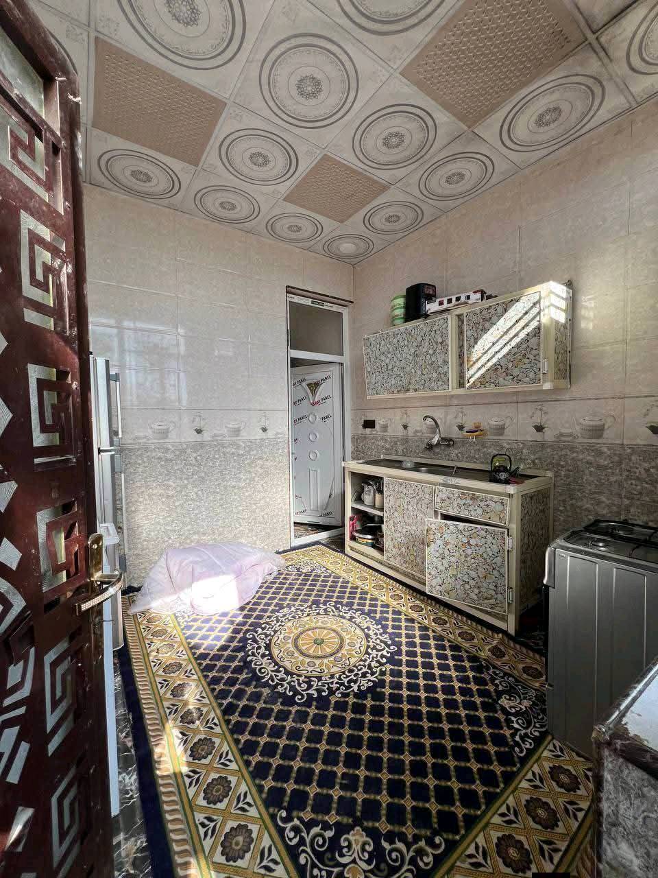 
بيت للبيع 125متر جدا كبير ونظيف وواسع 
طابو زراعي سند25اقرار محكمه
يتكون من مدخلين مدخل للمطبخ ومدخل للاستقبال 
استقبال جدا كبير وصاله  وغرفه نوم سويت ومطبخ وطارمه وصحيات
 عرض الفرع10متر
خدمات كلها متوفره
موقع كربلاء خلف جامعه العميد قرب السايلو عامود1211 شيخ بني حسن
..بناء بلوك العتبة صب كونكريت البيت كلش جديد وموقعه مرتب قريب السايلو


***********
***********