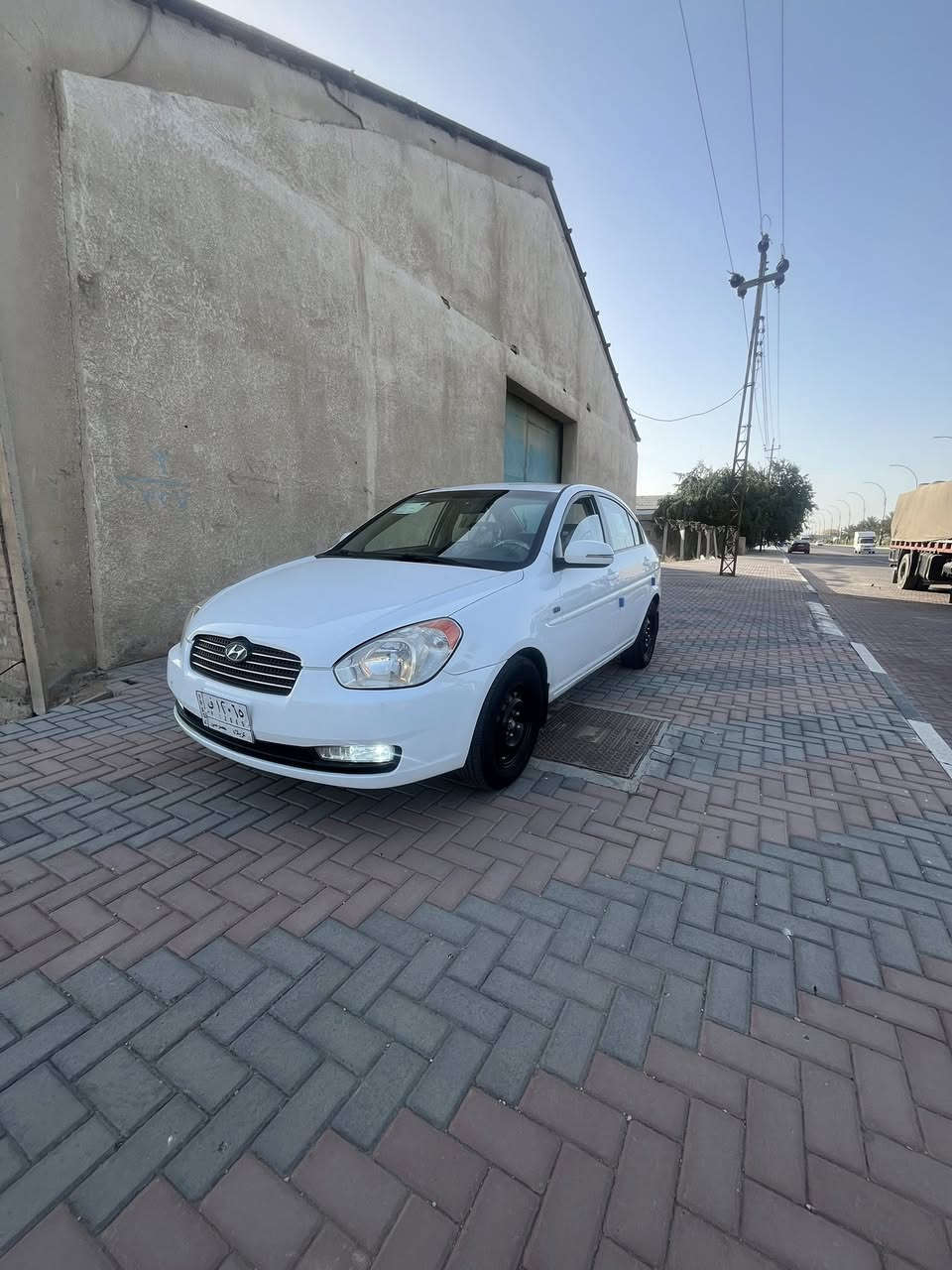 السلام عليكم
للبيع أكسنت موديل2011 الشركة العامة مكفولة من صبغ وتبديل مكينة كير حدادية تخم تاير تبريد تدفئة كلة جاهز باتري جديد إدامة كاملة مسويلها  رقم كربلاء سنوية للـ2027مكينة 1.6 السعر 100$ مكاني كربلاء 
للاستفسار ***********
