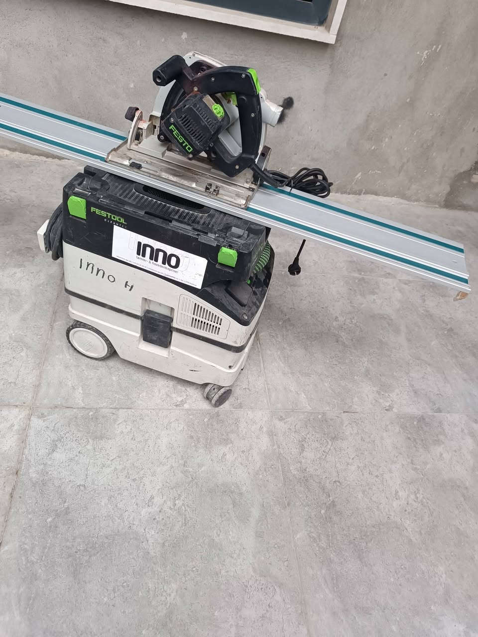 , للبيع 
 
منشار ومكنسه ماركة فيستول

واتساب***********
