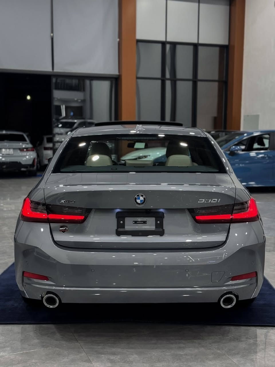 BMW 330i individual
مۆدێل:- 2025
ماوەی رۆیشتن:ـ 2 هەزار مایل
مواسەفات:ـ سلايد_داتاشۆ_ناو کرێمی بیلادی _اوتو بارک _360 ڕادار _5 کامیرە_کوشین خەزن  و گەرمى  و جلدـ سندوق شەفت_ناو لید-شەغال-X Drive
سەیارەکە واردی ئەمریکیە 
نیو بۆنیدی بۆیاغە 
بێ ژوور بێ ئێرباگ بەشەرت
3MW89CW07S8F18629 رەقەم شاسی:ـ

BMW 330i individual 
موديل:-2025
ماشيه:-2 الف ميل
مواصفات:- سلايد-داتاشو-دواخل كريمي بلادي-ئۆتۆ پارک_رادار 360 - 5 كاميرات-كشن تدفئه و خزن-دواخل ليد-صندوق شفط-تشغيل عن بعد- X drive.….
ضرر:- نص بونيد صبغ 
بدون دواخل بدون ايرباك بشرط
رقم شاصي:-3MW89CW07S8F18629

تفاصيل اكثر الاتصال علی ارقام التاليه 
***********
***********
عنوان:- اربيل منطقة معارض وراء شارع ٤٠م
Shahama erbil cars
