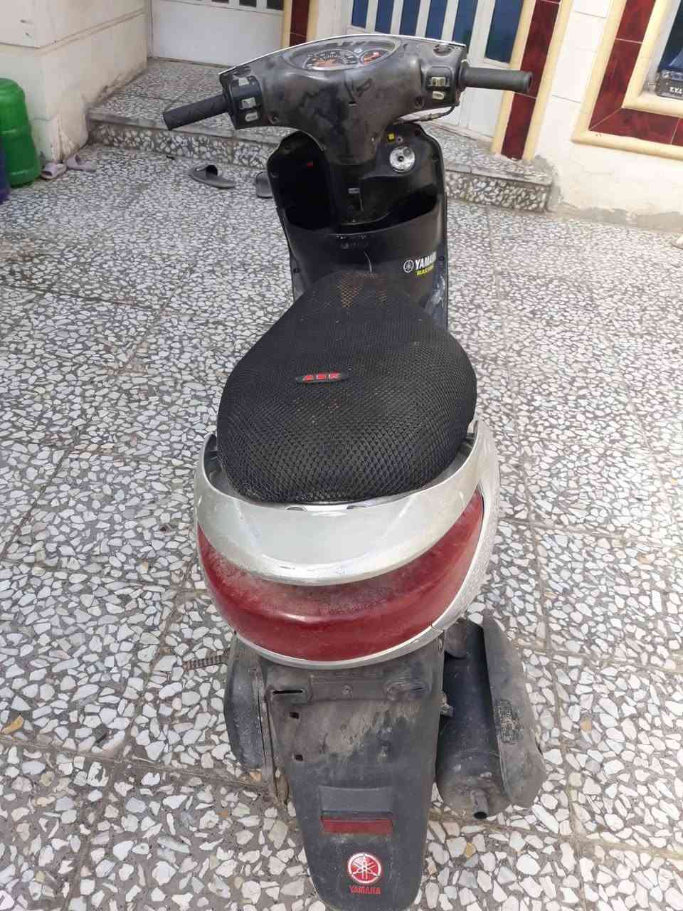 دراجة بريز امشي بيها وطفت ابيع طافية
كهربائيات كلها شغالة كيج بانزين وكيلو متر تايرات جدد 
ابيع كوم حديد حمل وروح

 

السعر / 300 الف وبيها مجال
المكان / بغداد حي اور ام الكبر والغزلان شارع ضغط 
رقم هاتف ***********
