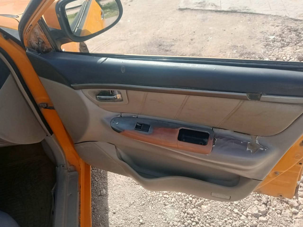 السلام عليكم جلي موبل 12 كلشي شغال بيه وماعوزه اي شي ابيع كوم حديد راعيه ما اندله سنويته ساقطه قبل سنه كهربائيات شغاله حداديه خرسه كيره توني شاده فقط محركه يبخر ناصريه مركز فداء ***********
