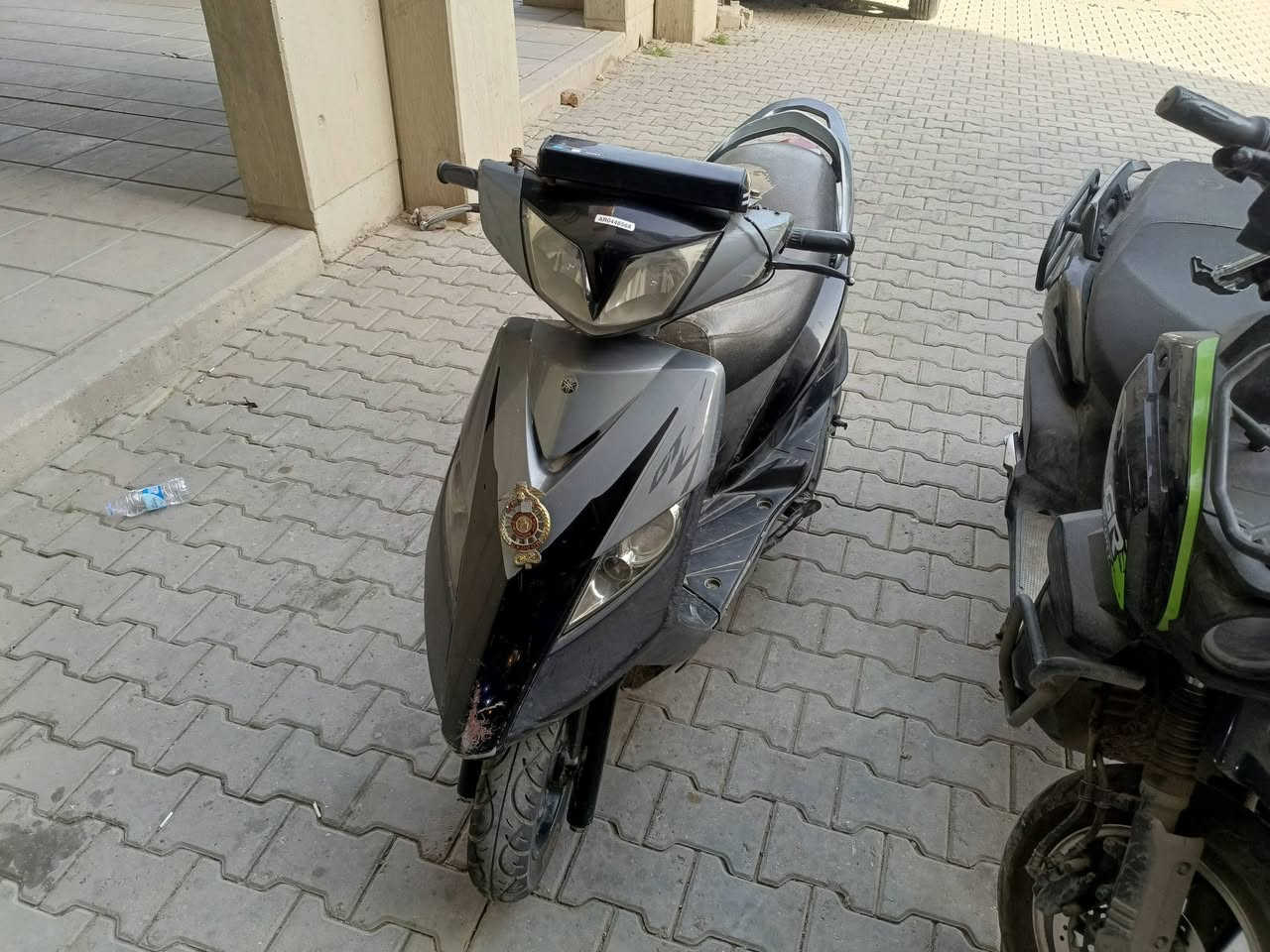 السلام عليكم ماكس ثعلب نظيفه شوفت عينك كفرات رمبه مختم كابريتر رمبه كهربائيات كلهه شغاله سلف هندر معدل شلعه قويه وياهه بلتوث دمام گيج البانزين يشتغل جاهزه بس باتري تعبان يرادلهه باتري سعرهه 400وبيهه مجال مكاني شارع حيفا ***********
