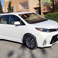 سينا للبيع موديل 18 سعر 210 مجال 07823966899