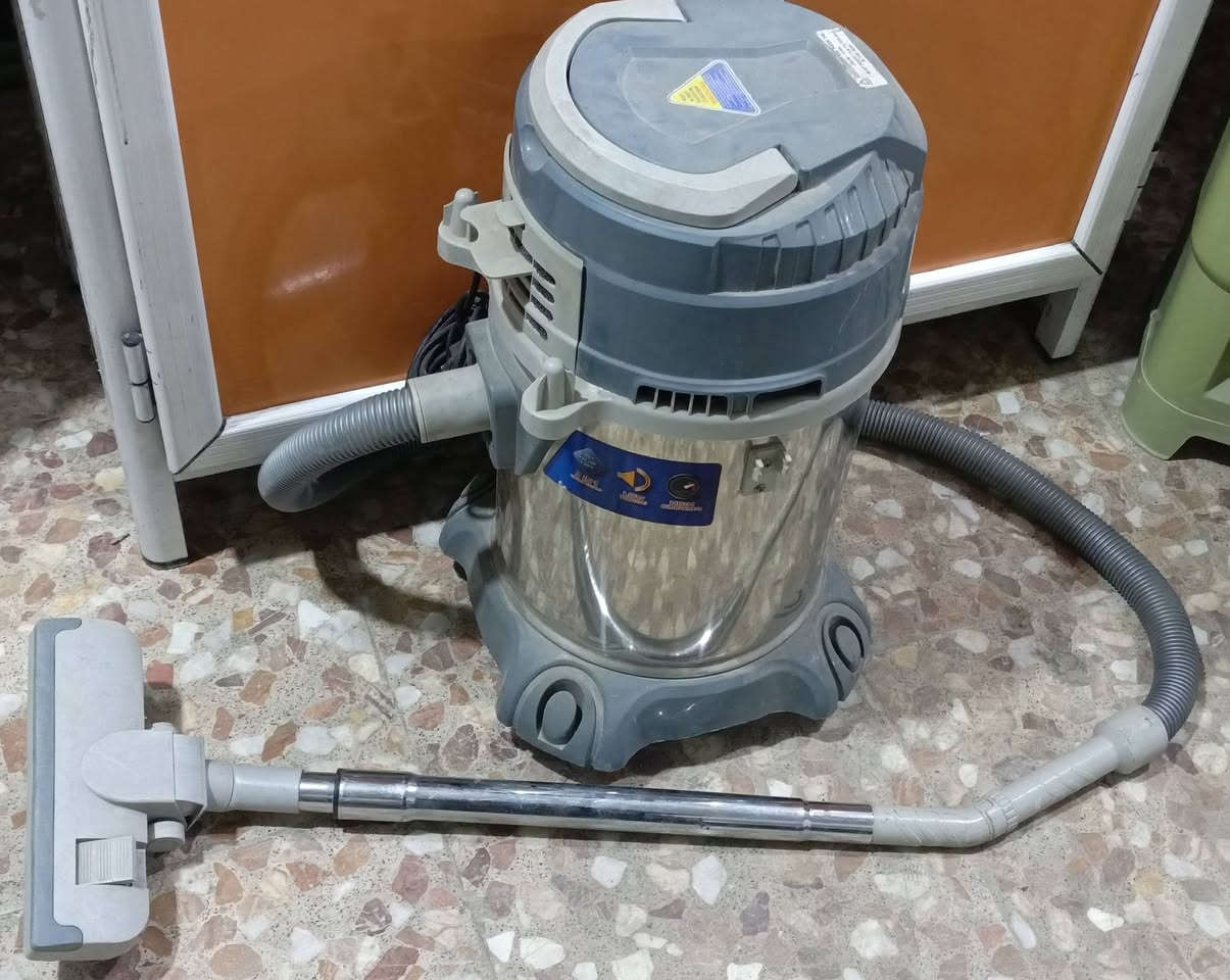 للبيع اغراض مال بيت كلمن وسعره المكان حي الجهاد الرفاق بغداد ***********
