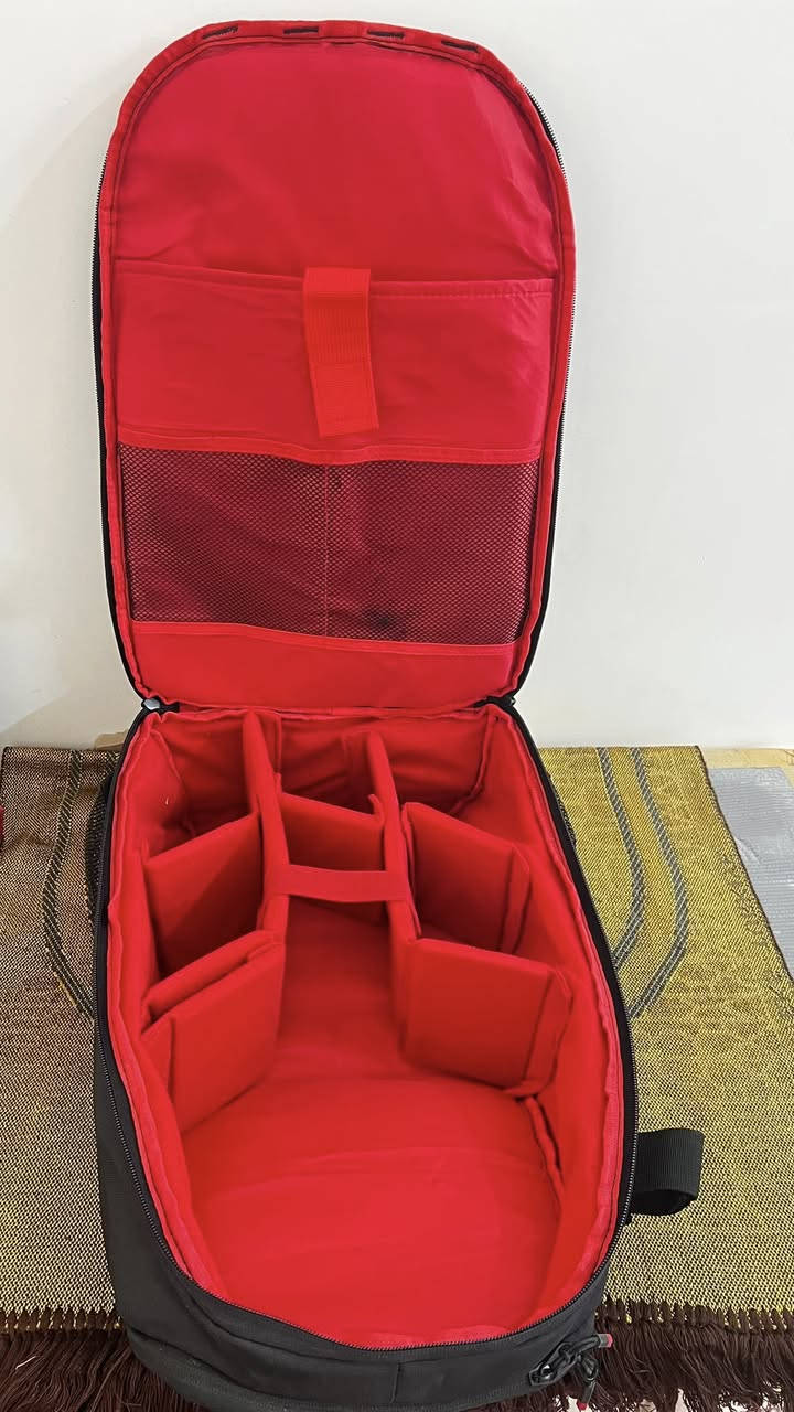 حقيبة كامرات مقسمة  وجيب خلفي لحمل الابتوب والايباد 💻__وسماعات نثية وفحل


**إذا كنت صاحب هذا الإعلان وتريد حذفه لأي سبب، رجاءا أرسل رسالة إلى الدعم الفني**