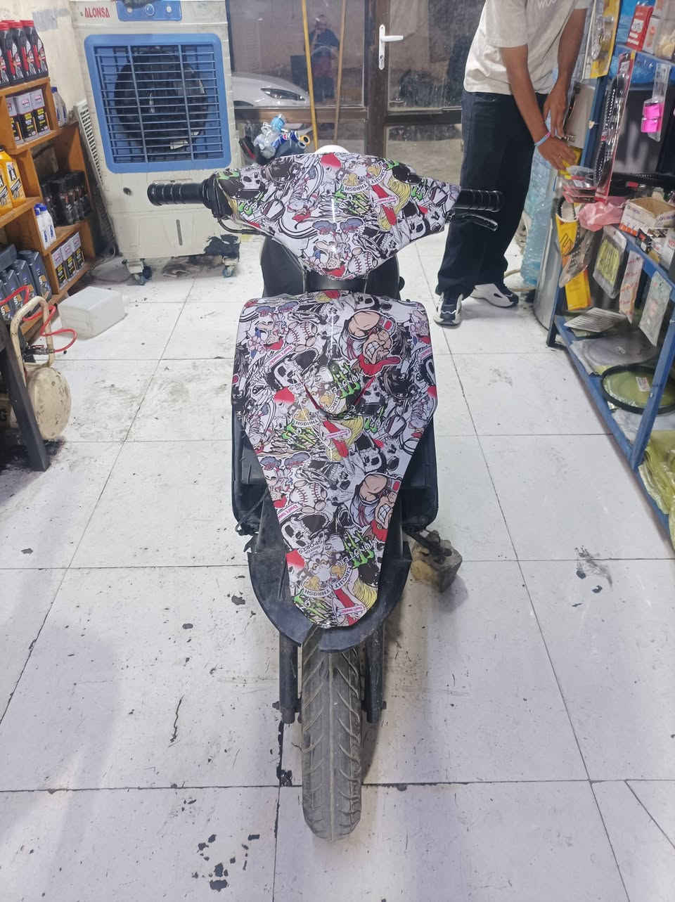 عمي سلام عليكم دراجه ماكس البيع دراجه متعوب عليهه بيهه كلاجات خلفي امامي رياضي بيهه شيال بيهه قطره بيهه صالنه بيهه وياله بيهه دبل خلفي رياضي قبق فلاوين رياضي شوته أربع والفات رياضي بجم موشم كشن أربع والفات دراجه 55 السعر 400 بيهه مجال ار مراوس بيراني نضيفه الشراي ***********
